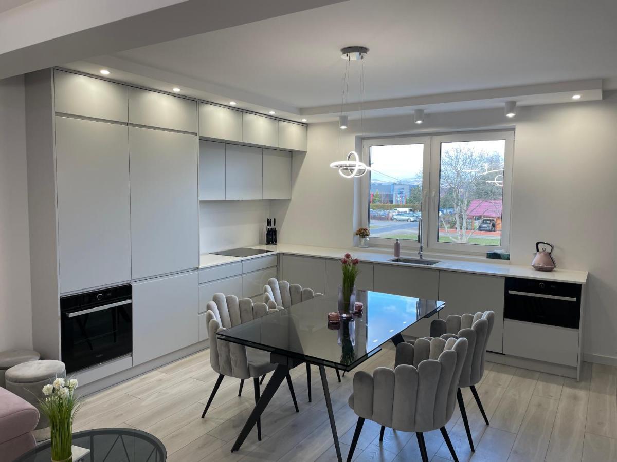 Apartament Luxlook Nowy Sacz Exterior photo